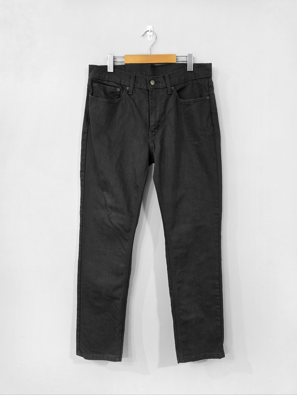 LEVI'S Men's Dark Grey 541 Athletic Straight Fit Jeans
